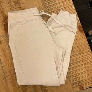 Lululemon SCUBA HIGH-RISE JOGGER White Opal